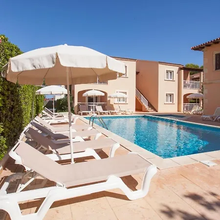 Agulla Park 3*