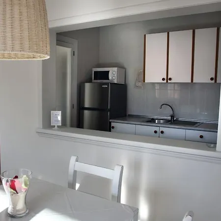 Agulla Park 3*