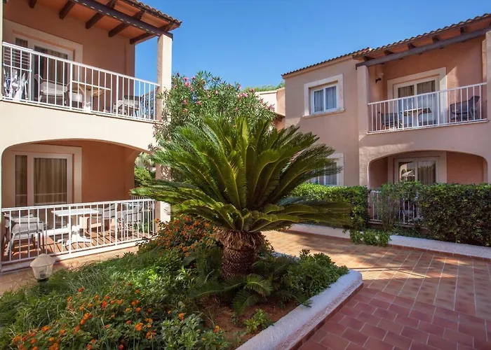 Agulla Park Aparthotel